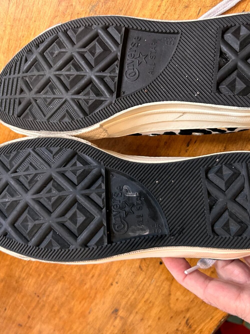 Converse All Stars, women's 7.5, two-toned black and cheetah print, never worn - Picture 7 of 7
